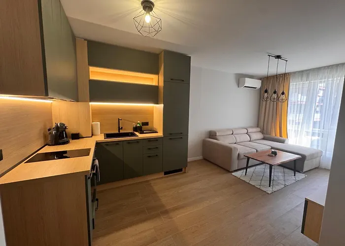South Primorsko, Family With Terrace And Free Parking