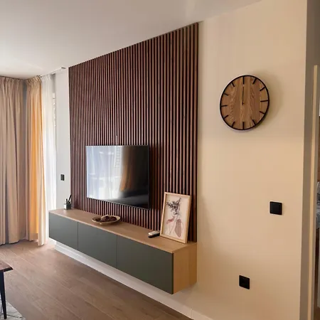 Apartament South Primorsko, Family With Terrace And Free Parking